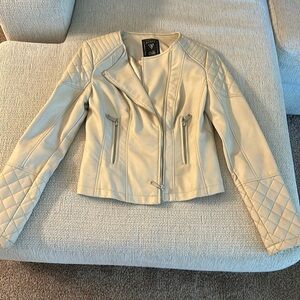 Cream off white faux leather guess jacket XS